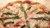 Classic Margherita Pizza Classic Margherita Pizza