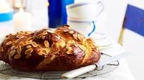 Tsoureki (traditional greek easter bread) Tsoureki (traditional greek easter bread)