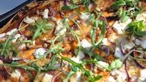 Easy Home-made Pizza Easy Home-made Pizza