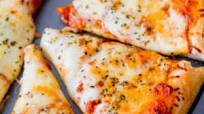 Homemade Extra Cheese Pizza Homemade Extra Cheese Pizza