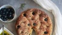 Garlic Rosemary Focaccia Bread Garlic Rosemary Focaccia Bread