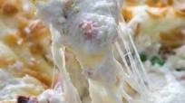 Cheesy Crab Rangoon Dip (Hot Crab Dip) Cheesy Crab Rangoon Dip (Hot Crab Dip)