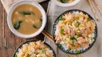 Oyakodon (Japanese Chicken & Egg Rice Bowls) Oyakodon (Japanese Chicken & Egg Rice Bowls)