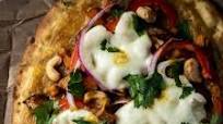 Thai Chicken Pizza with Spicy Curry Sauce Thai Chicken Pizza with Spicy Curry Sauce
