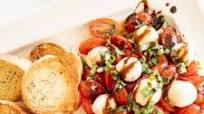 Mozzarella Bruschetta Mozzarella Bruschetta