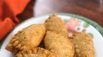 Moong Dal Ghughra Recipe (Gujiya/ Karanji) Moong Dal Ghughra Recipe (Gujiya/ Karanji)