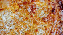 Extra Cheesy Pizza Margherita Extra Cheesy Pizza Margherita