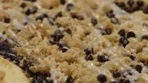 Chocolate Babka Dessert Pizza (Pizza of the Month) Chocolate Babka Dessert Pizza (Pizza of the Month)