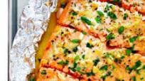 Garlic Lovers Salmon In Foil (Baked Or Grilled!) Garlic Lovers Salmon In Foil (Baked Or Grilled!)