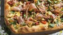 Spanish-Style Flatbread with Roasted Peppers, Artichokes and Prosciutto Spanish-Style Flatbread with Roasted Peppers, Artichokes and Prosciutto