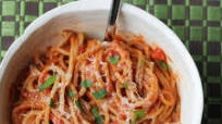 4-Ingredient Instant Pot Spaghetti 4-Ingredient Instant Pot Spaghetti