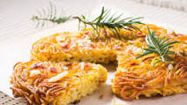 Spaghetti Pizza Topped with Salami Recipe Spaghetti Pizza Topped with Salami Recipe