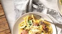 Linguine with Hillshire Farm Smoked Sausage and Greens Linguine with Hillshire Farm Smoked Sausage and Greens