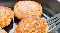 A Very Simple Salmon Burger Recipe A Very Simple Salmon Burger Recipe