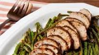 Coffee-Rubbed Pork Tenderloin with Green Beans Coffee-Rubbed Pork Tenderloin with Green Beans