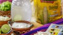 Deliciosas Tostadas de Pozole Deliciosas Tostadas de Pozole