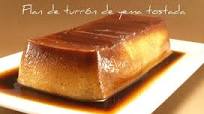 Flan de turrón de yema tostada Flan de turrón de yema tostada