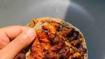 Chicken pizza with multigrain flour - spinach base Chicken pizza with multigrain flour - spinach base