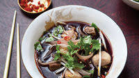 Thai Boat Noodle Soup (Kuaytiaw Reua) Thai Boat Noodle Soup (Kuaytiaw Reua)