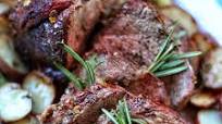 One-Pan Garlic Rosemary Sirloin Tip Roast with Potatoes One-Pan Garlic Rosemary Sirloin Tip Roast with Potatoes