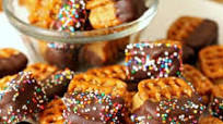 Peanut Butter Cream Cheese Pretzel Bites Peanut Butter Cream Cheese Pretzel Bites