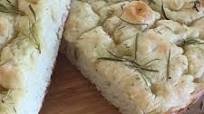 Focaccia al Rosmarino, burro e olio d'oliva Focaccia al Rosmarino, burro e olio d'oliva