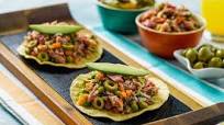 Tostadas de Marlín en Escabeche Tostadas de Marlín en Escabeche