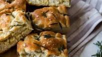 Cheesy Garlic Focaccia with Rosemary Cheesy Garlic Focaccia with Rosemary