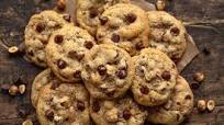 Chocolate Chip Cookies with Roasted Hazelnuts Chocolate Chip Cookies with Roasted Hazelnuts