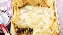 Greek beef and spinach pie Greek beef and spinach pie
