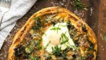 Garlicky Kale Pizza with Eggs Garlicky Kale Pizza with Eggs