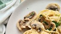 Creamy mushroom pasta (healthy!) Creamy mushroom pasta (healthy!)