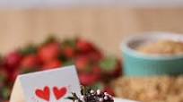 Chocolate Covered Strawberries: Mother of Pearl Recipe by Tasty Chocolate Covered Strawberries: Mother of Pearl Recipe by Tasty