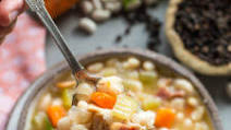 Easy + Inexpensive 5-Ingredient Bean Soup Easy + Inexpensive 5-Ingredient Bean Soup