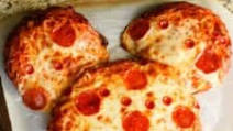 Easy Mickey Mouse Pizza Easy Mickey Mouse Pizza