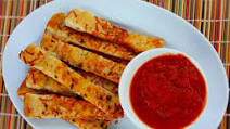 Easy Cheesy Breadsticks Easy Cheesy Breadsticks