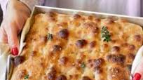 Focaccia alta e soffice con lievito madre Focaccia alta e soffice con lievito madre