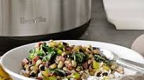 Hoppin' John with Gluten-Free Skillet Corn Bread Hoppin' John with Gluten-Free Skillet Corn Bread
