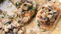 Pork Chops in Creamy Mushroom Sauce Recipe Pork Chops in Creamy Mushroom Sauce Recipe