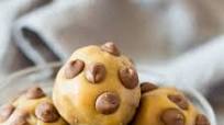 Chocolate Chip Cookie Dough Balls Chocolate Chip Cookie Dough Balls