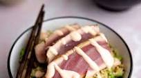 Seared Tuna Steaks Recipe with Spicy Sriracha Sauce Seared Tuna Steaks Recipe with Spicy Sriracha Sauce