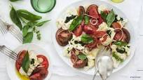 Italian Caprese Salad With Pesto Italian Caprese Salad With Pesto