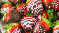 Easy Chocolate Covered Strawberries Easy Chocolate Covered Strawberries