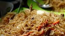 Bihon Pancit (Filipino Fried Rice Noodles) Bihon Pancit (Filipino Fried Rice Noodles)