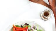 La Madeleine Copycat Strawberry Spinach Salad La Madeleine Copycat Strawberry Spinach Salad