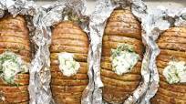 Grilled Baked Potatoes with Chive Butter Grilled Baked Potatoes with Chive Butter