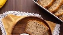 Easy Banana Bread (No Mixer!) Easy Banana Bread (No Mixer!)
