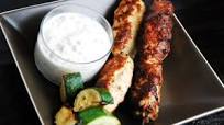 GRILLED MIDDLE EASTERN TURKEY KEBABS WITH CUCUMBER YOGURT DIP GRILLED MIDDLE EASTERN TURKEY KEBABS WITH CUCUMBER YOGURT DIP