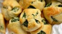 Spinach Crescent Roll Appetizers Spinach Crescent Roll Appetizers