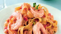 Creamy Shrimp Alfredo With Tomato and Basil Creamy Shrimp Alfredo With Tomato and Basil